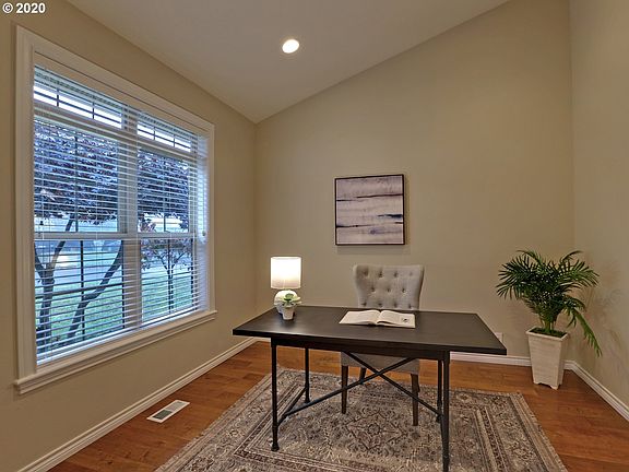 4th image of 871 SE 59th Ave