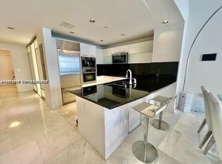 17121 Collins Ave #Cu-1007, North Miami Beach, FL 33160