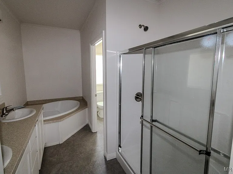 1336 La Crescenta Dr #1 — Photo 15
