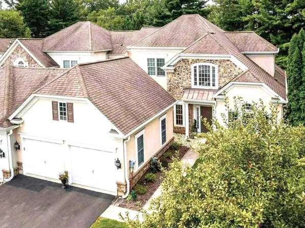475 Primrose Dr, Lansdale, PA 19446