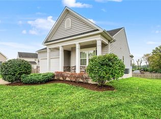 562 Recess Dr, Dayton, OH 45404