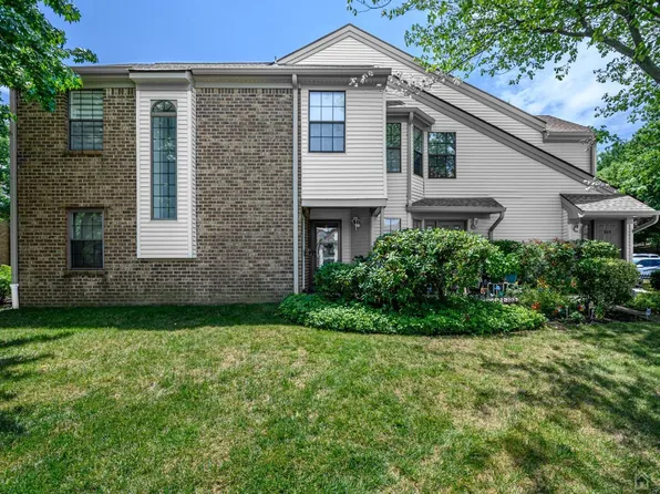 802 Sunshine Ct, Parlin, NJ 08859