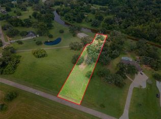 Wrangler Bnd, Angleton, TX 77515