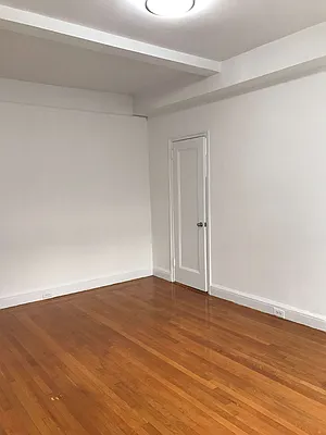 Rented by Solil Management | media 4