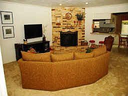 3rd image of 16431 Heatherdale Dr