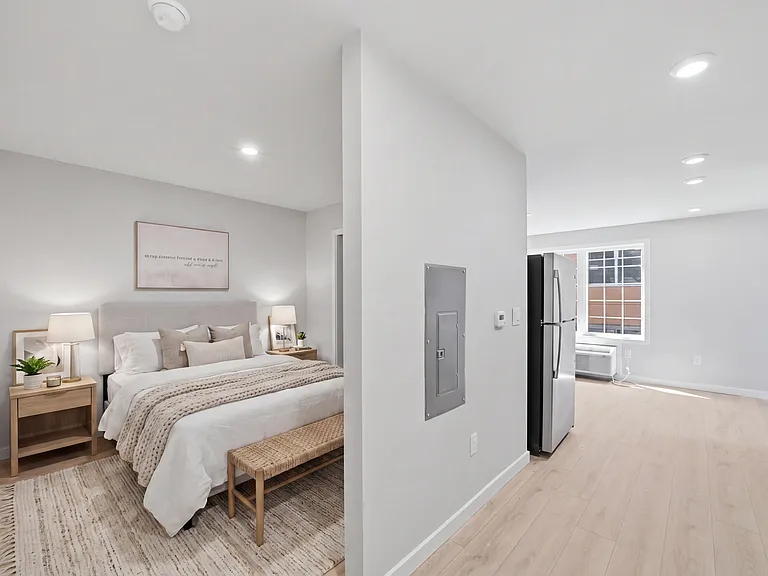 589 Bedford St — Photo 17