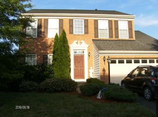 18084 Camdenhurst Dr, Gainesville, VA 20155