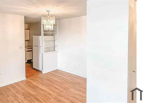 130 Slade Ave #322 — Photo 10