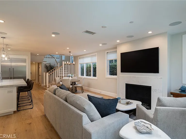 711 Marigold Ave — Photo 16