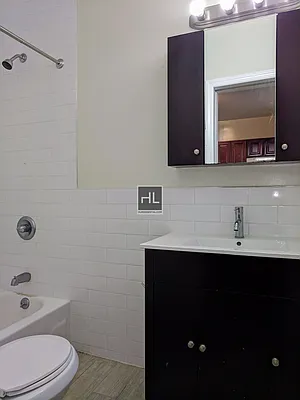 Rented by Highline Residential | media 25