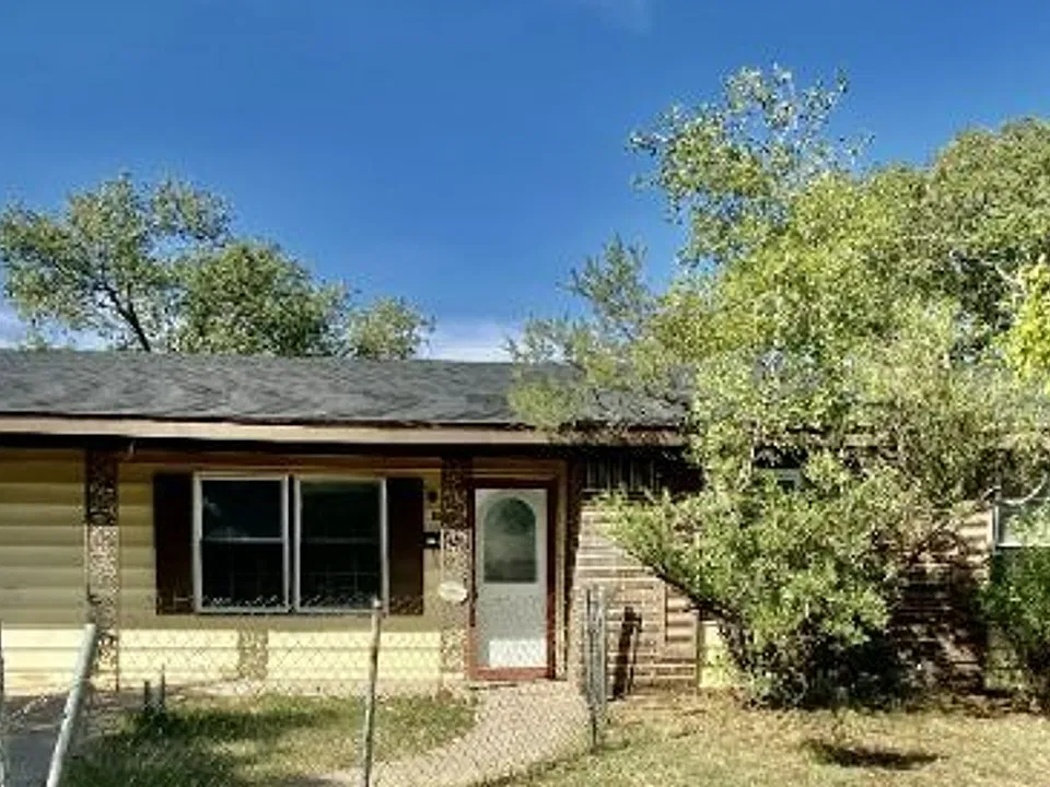 1803 E 1st Pl