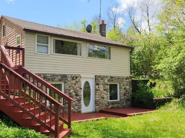 W2933 Thornapple LANE, Campbellsport, WI 53010