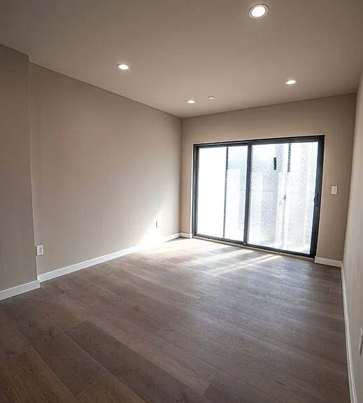 9904 Laurel Canyon Blvd — Photo 9