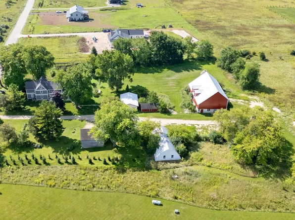1615 Ulao PARKWAY S S, Grafton, WI 53024