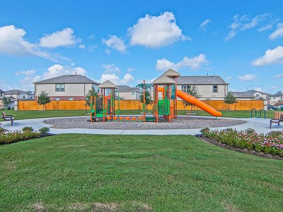 5th image of 13050 Mills Grove Dr