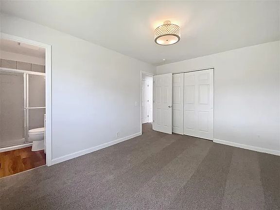 3rd image of 2145 Huntington Dr