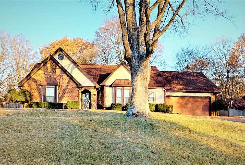 1st image of 3130 Edgeworth Ln