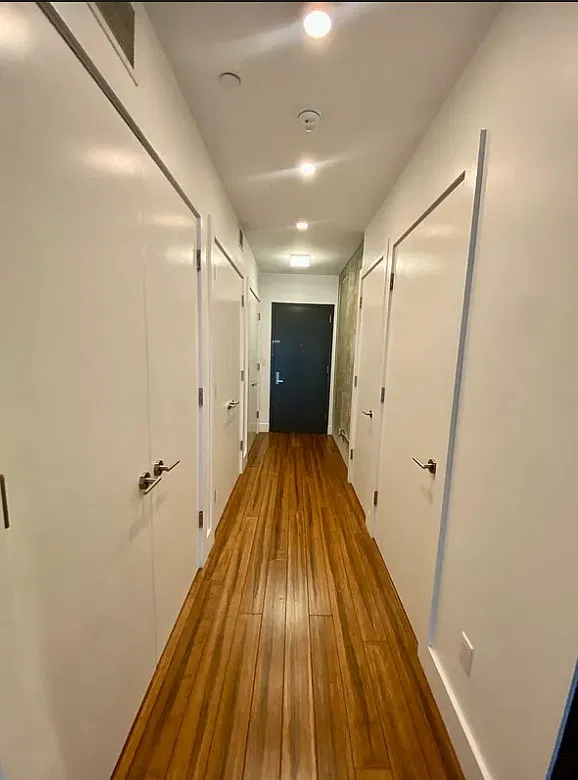 347 Berry Street — Photo 4