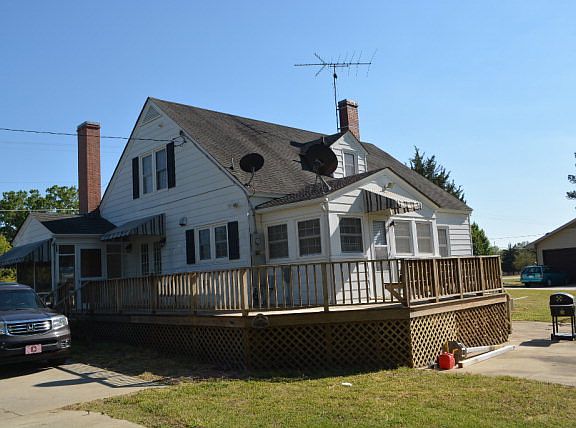4th image of 4302 Momeyer Way