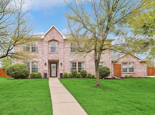 1016 Ridgetop Dr, Justin, TX 76247