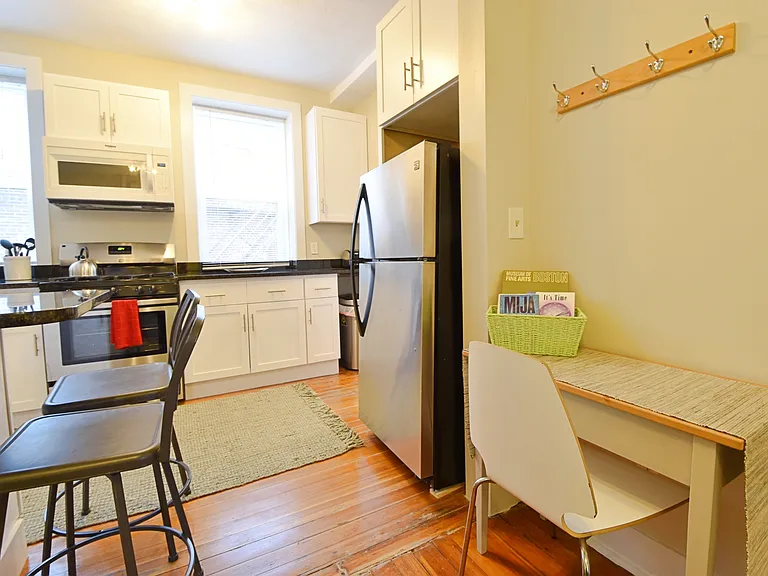 20A Moon St #4 — Photo 12