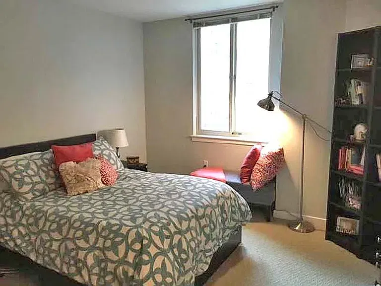 1 bed, 685 sqft, $2,300 — Photo 4
