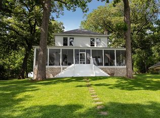 585 Illinois Ave, Green Lake, WI 54941
