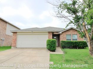 1920 J Cheshier Rd, Justin, TX 76247