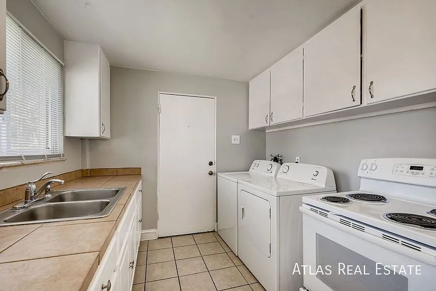 Beautiful 1 Bedroom apartment Close to Medical Campus! — Photo 2