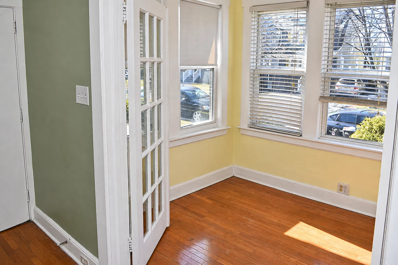224 Ward Pl — Photo 4
