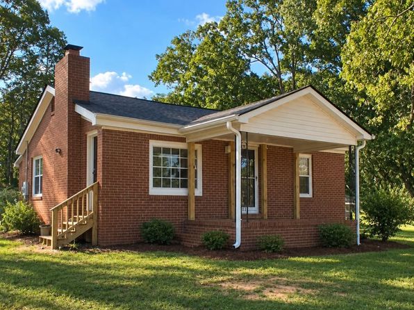 427 N McDonough Rd