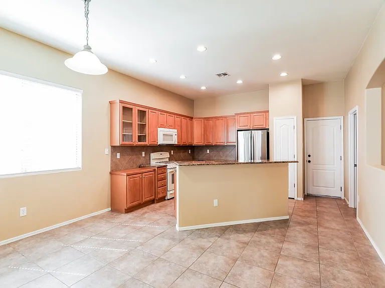 7129 W Autumn Gold Ct — Photo 7