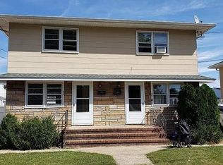 93 S 15th Ave #1, Manville, NJ 08835