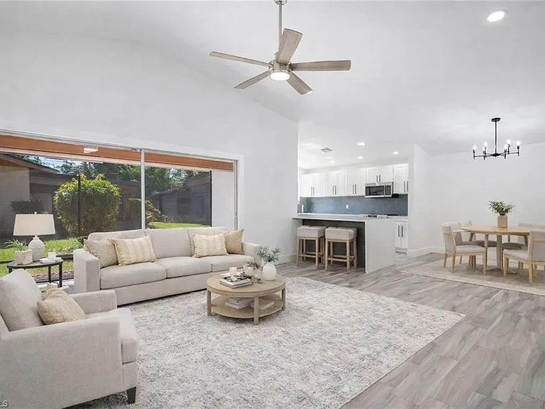 6478 Royal Woods Dr — Photo 1
