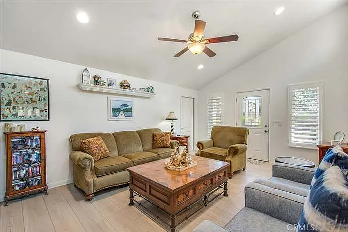 7259 Seaworthy Dr — Photo 8