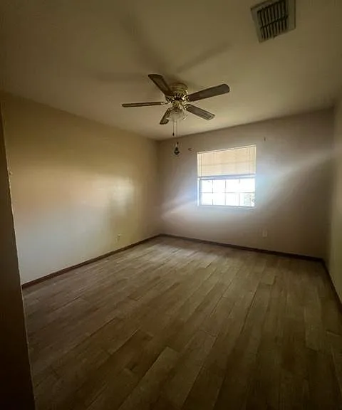 425 Palm Valley Cir #425 — Photo 7
