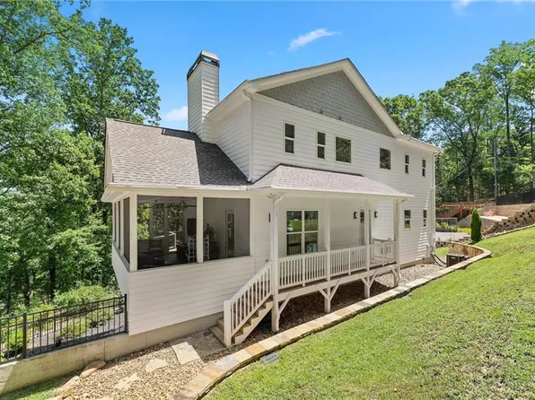 8249 Bethel Rd, Gainesville, GA 30506