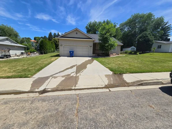 841 Beverly Hills Dr, Payette, ID 83661