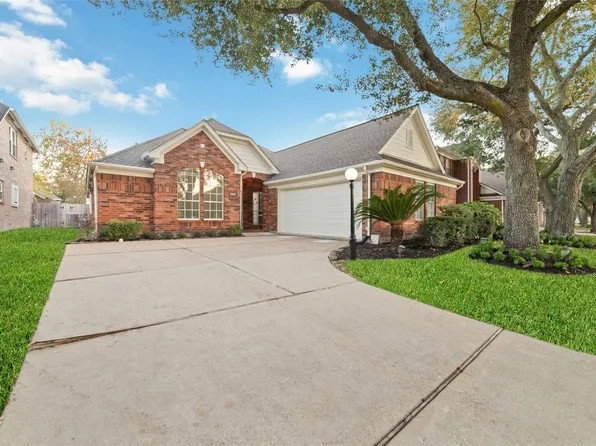 3323 Shadowfern Dr, Houston, TX 77082