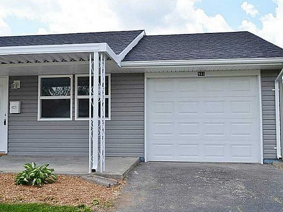 3rd image of 933 Hedwick St