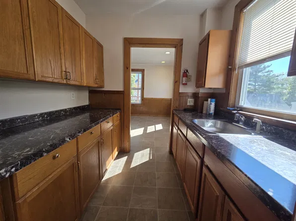 1 Three Everett St #3, Lynn, MA 01904