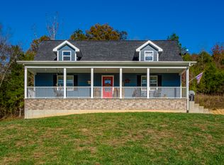 1041 Pitman Creek Rd, Burkesville, KY 42717