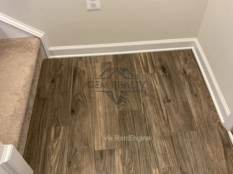 531 View Point Way — Photo 49