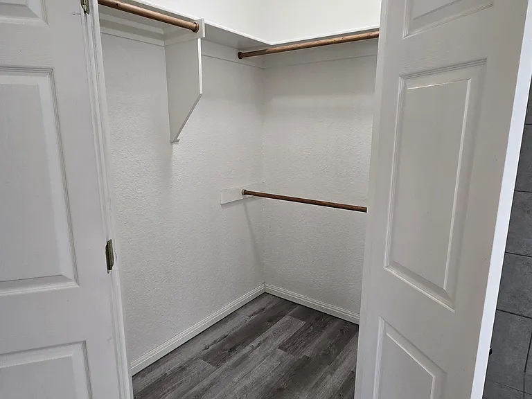 Primar bedroom closet
