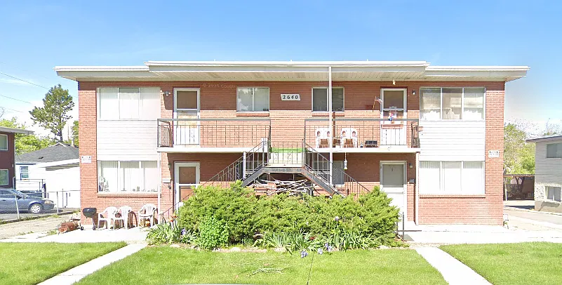 2 bed, 1.0 bath, 742 sqft, $1,200 — Photo 1