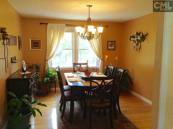5th image of 87 Newport Dr