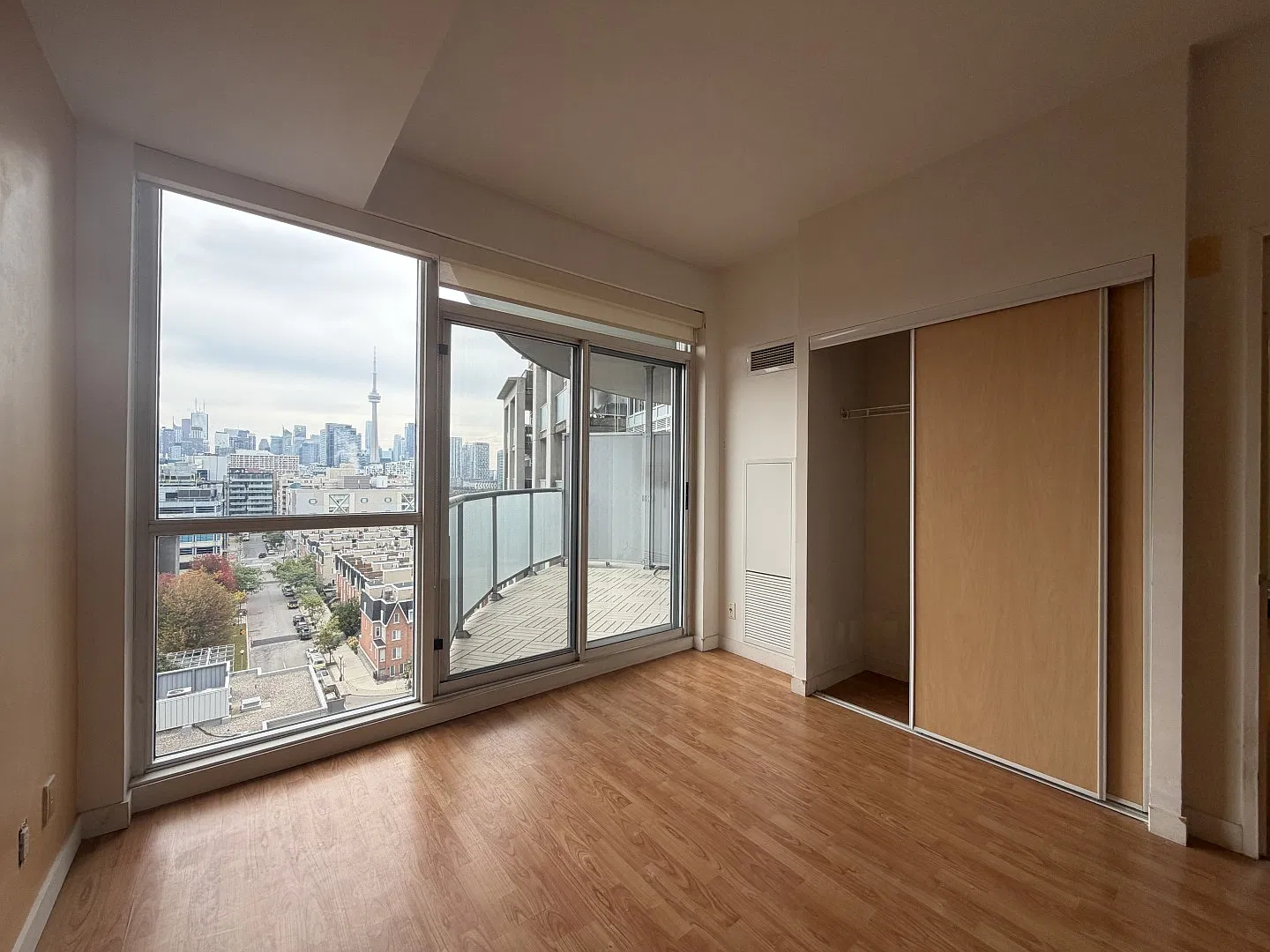 1 bed, 1.5 bath, 798 sqft, $2,675 — Photo 4