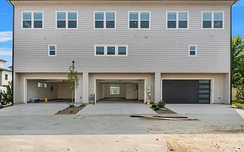 Bradbury Luxury Townhomes Photo 1