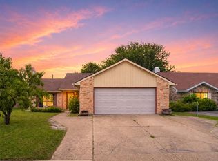 608 Ponderosa Dr, Forney, TX 75126