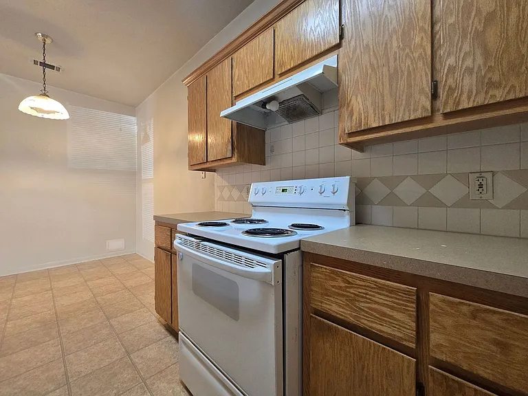 2802 Lucille Dr #A — Photo 6